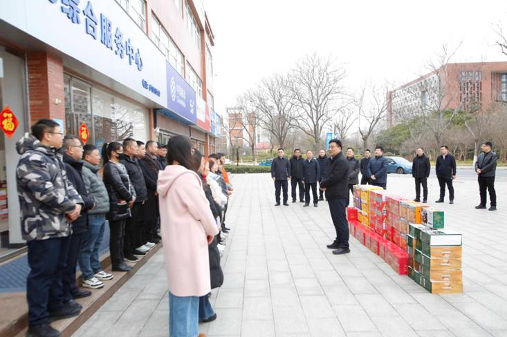 https://news.zua.edu.cn/__local/1/DD/F4/0A76743A410C08A238007F72452_130510A6_F2547.jpg